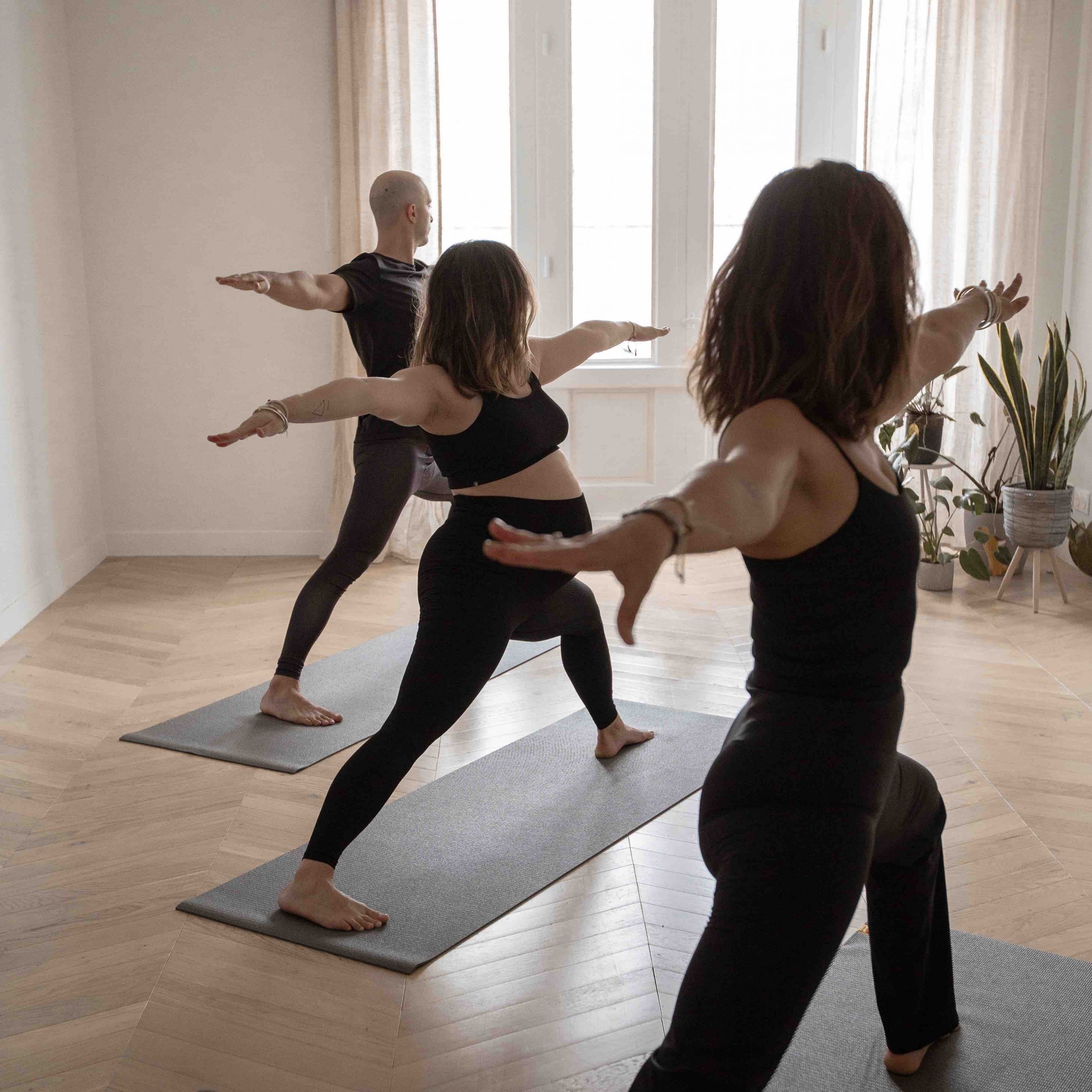 Cours de yoga à Valence dans le studio Hyphen Yoga