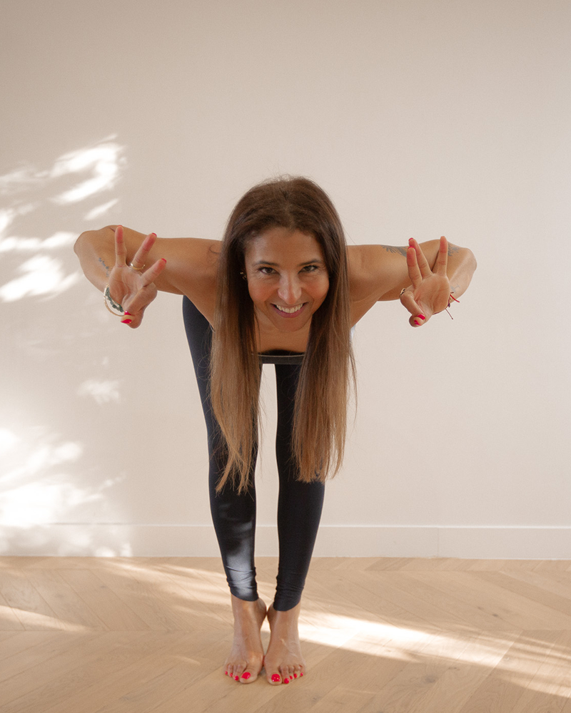 Portrait de Yasmina, professeur de hatha yoga à Valence